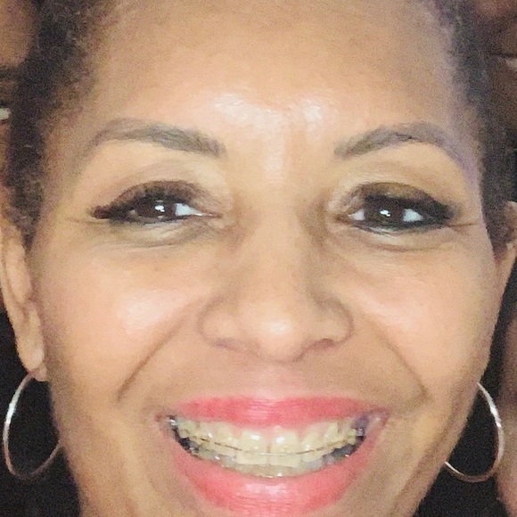 Meet your Posher, T - Picture 2 of 2